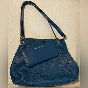 Michael Kors shoulder bag with wallet